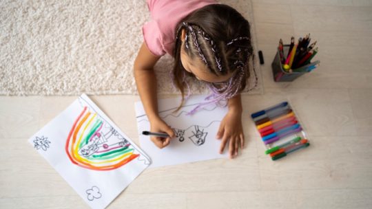 5 Maneiras de incentivar seu filho a se expressar mais desenhando